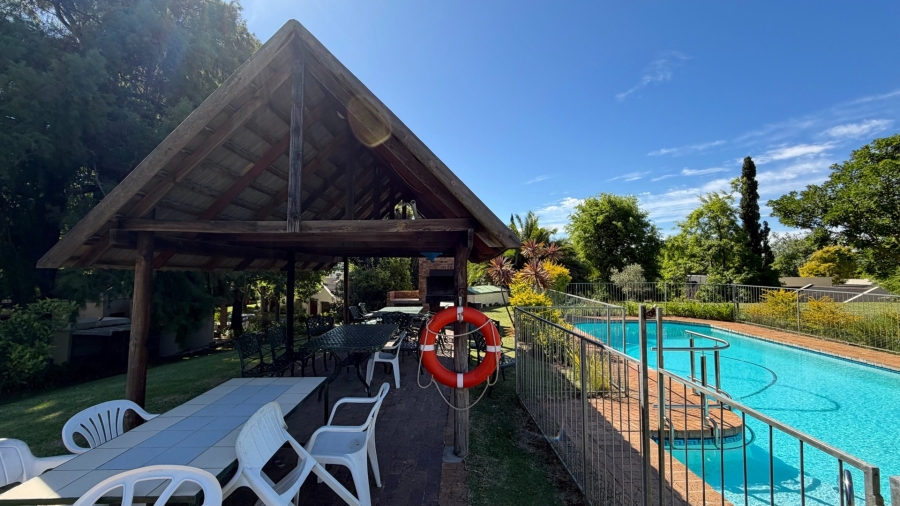 3 Bedroom Property for Sale in Paradyskloof Western Cape